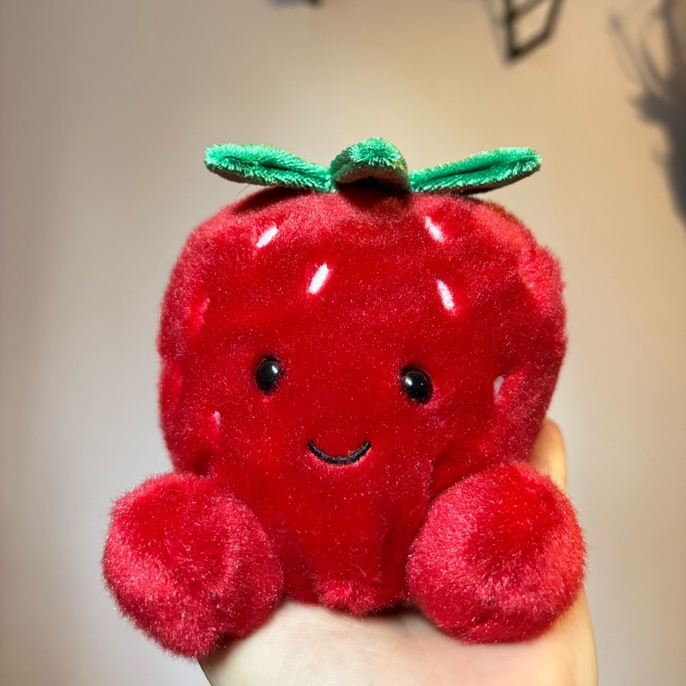 Palm Pals Juicy Strawberry™